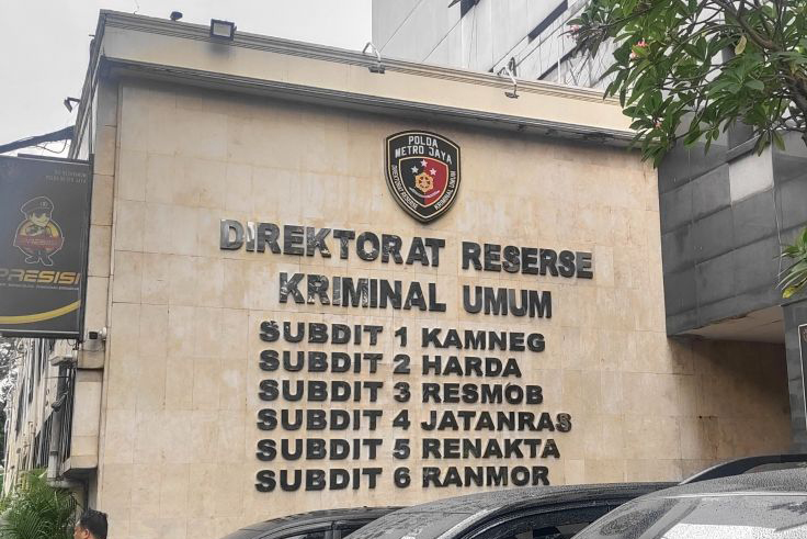 Polisi tangkap 5 pelaku pemerasan berkedok tagih utang di dua lokasi Polisi tangkap 5 pelaku pemerasan berkedok tagih utang di dua lokasi
