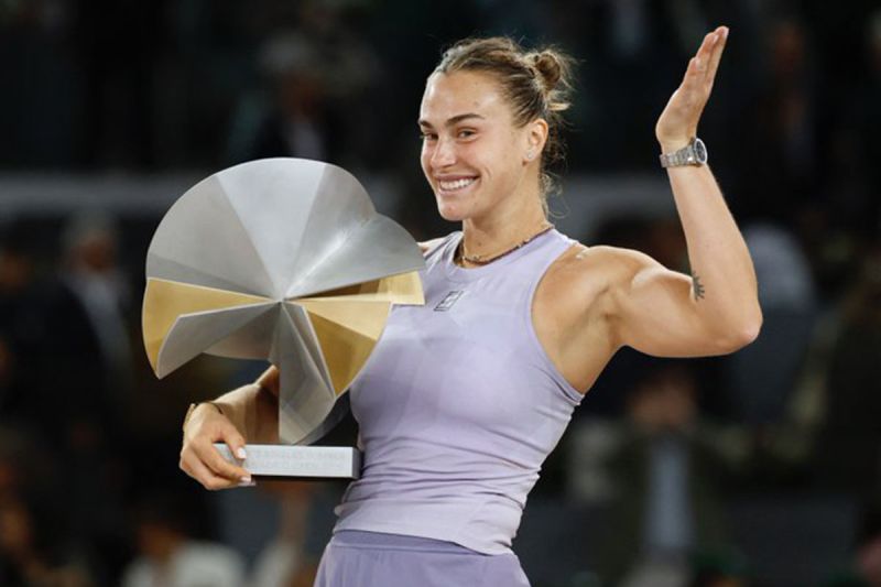 Sabalenka kalahkan Gauff untuk menangi gelar Madrid ketiga Sabalenka kalahkan Gauff untuk menangi gelar Madrid ketiga