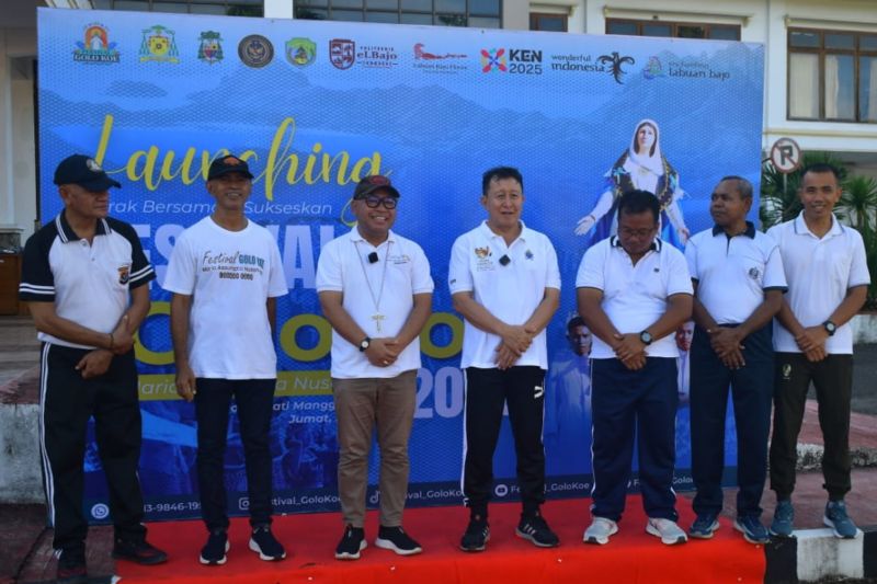 Pemkab dan Keuskupan Labuan Bajo bunyikan gong Festival Golo Koe 2025 Pemkab dan Keuskupan Labuan Bajo bunyikan gong Festival Golo Koe 2025