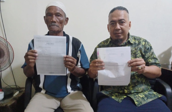 Warga Cakung keluhkan sertipikat tanahnya yang tak kunjung diterbitkan BPN Warga Cakung keluhkan sertipikat tanahnya yang tak kunjung diterbitkan BPN
