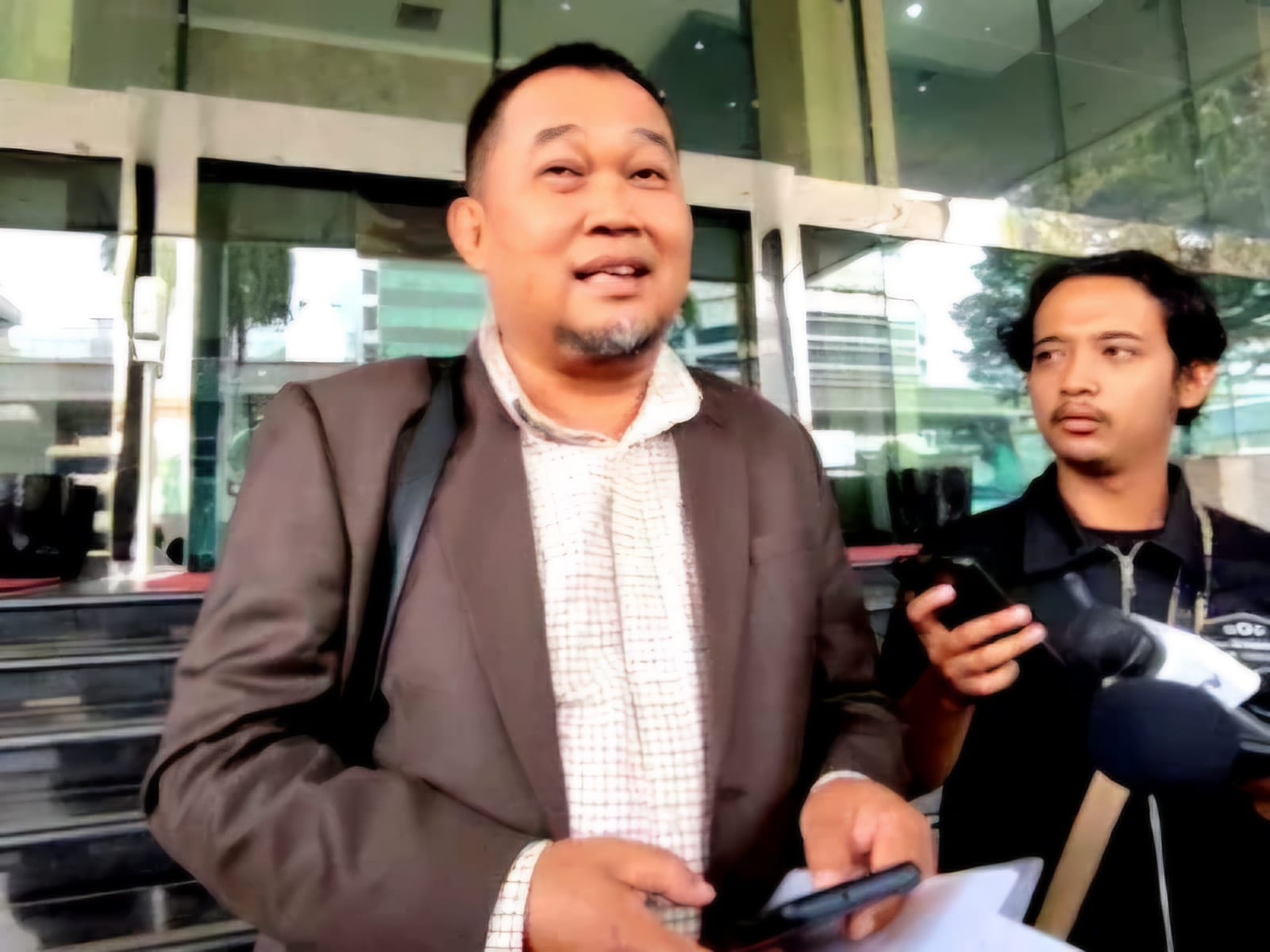 KPK didesak tuntaskan kredit macet dan korupsi PT BPD Kaltim-Kaltara senilai sekitar Rp1 Triliun KPK didesak tuntaskan kredit macet dan korupsi PT BPD Kaltim-Kaltara senilai sekitar Rp1 Triliun