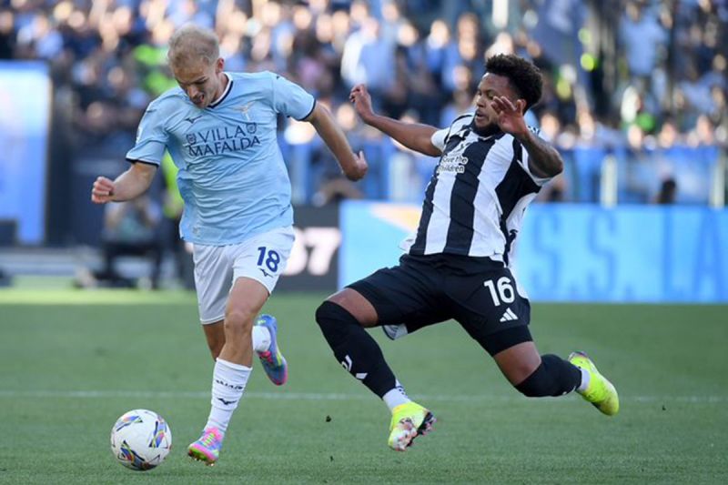 Gol Matias Vecino selamatkan Lazio dari kekalahan kontra Juventus Gol Matias Vecino selamatkan Lazio dari kekalahan kontra Juventus