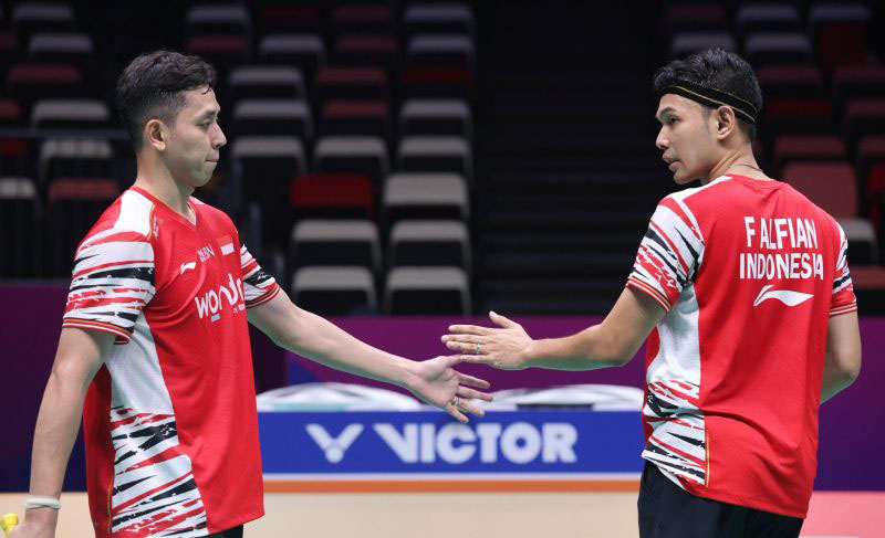 Fajar/Rian terhenti di semifinal Thailand Open 2025