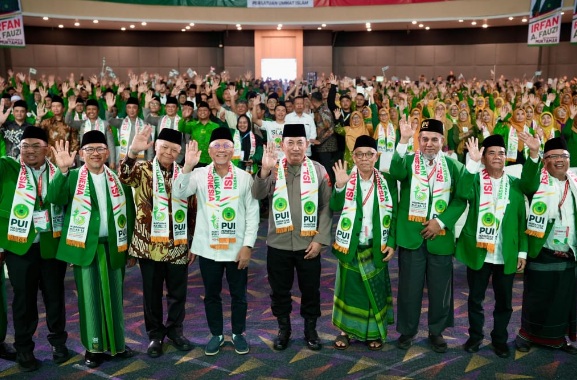 Menko Zulhas ungkap peran penting Kapolri dalam wujudkan swasembada pangan Menko Zulhas ungkap peran penting Kapolri dalam wujudkan swasembada pangan