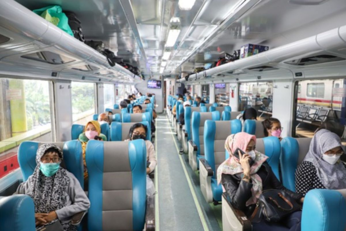 Empat kota jadi tujuan favorit penumpang KA di libur panjang Empat kota jadi tujuan favorit penumpang KA di libur panjang