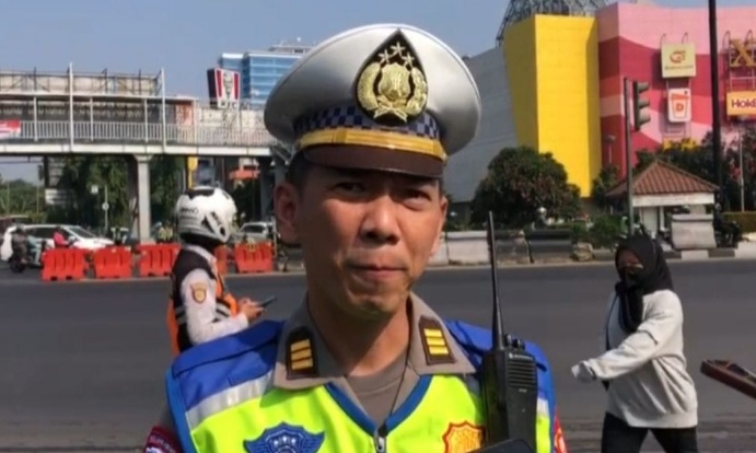 Polres Bekasi Kota Siaga 1 amankan May Day dan kedatangan jamaah calon haji Polres Bekasi Kota Siaga 1 amankan May Day dan kedatangan jamaah calon haji