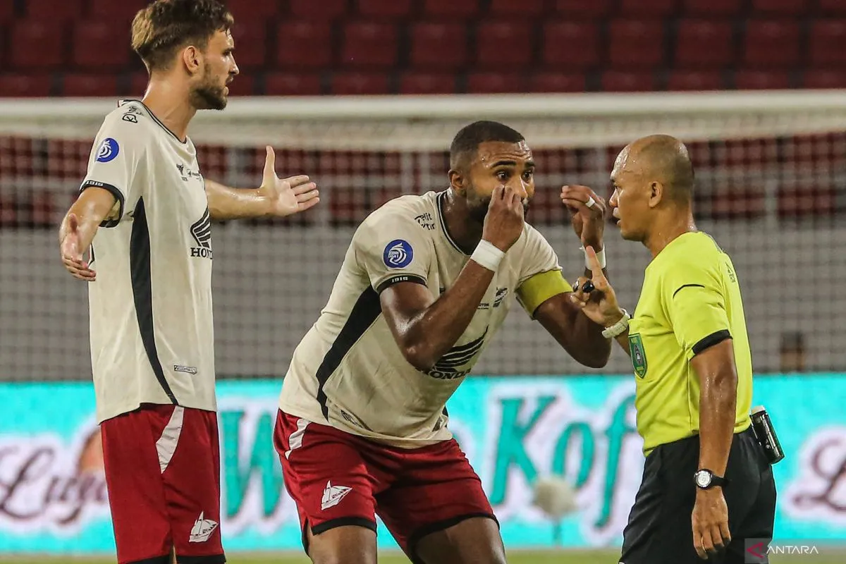 Kritik Liga 1, kapten PSM Yuran Fernandes disanksi 1 tahun oleh PSSI