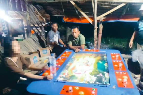 Polres Langkat tindak permainan judi tembak ikan Polres Langkat tindak permainan judi tembak ikan