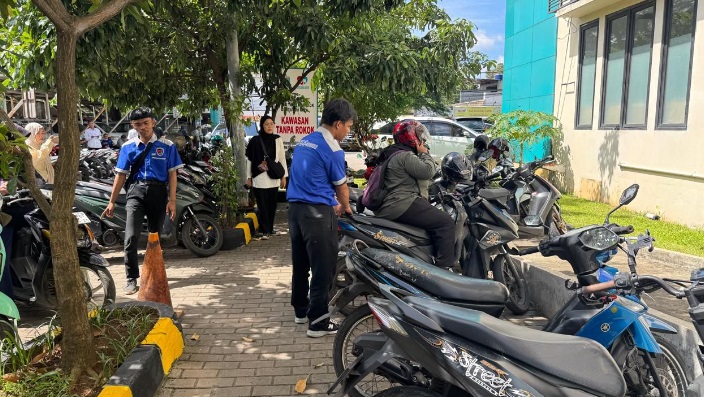 Pengunjung RSU Tangsel gembira parkiran tak lagi dikelola ormas Pengunjung RSU Tangsel gembira parkiran tak lagi dikelola ormas