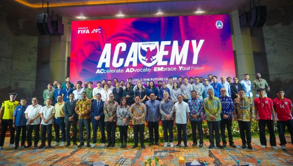 Erick Thohir: Siapkan leadership baru lanjutkan transformasi sepakbola Indonesia Erick Thohir: Siapkan leadership baru lanjutkan transformasi sepakbola Indonesia