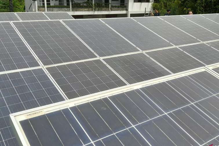 Yayasan edukasi laut buktikan PLTS bukan hanya buat komersial