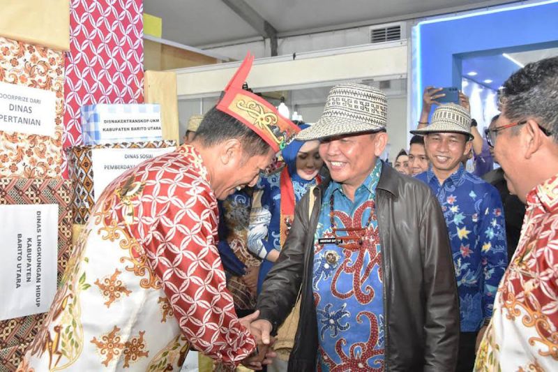 Stand UMKM Barito Utara pamerkan potensi daerah di Kalteng Expo 2025 Stand UMKM Barito Utara pamerkan potensi daerah di Kalteng Expo 2025