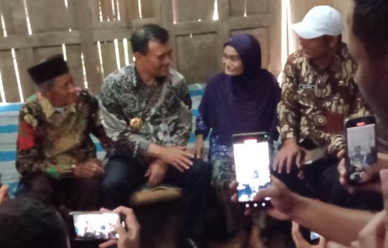 Pemprov Jateng targetkan rehabilitasi lebih 1.000 RTLH untuk entaskan kemiskinan Pemprov Jateng targetkan rehabilitasi lebih 1.000 RTLH untuk entaskan kemiskinan