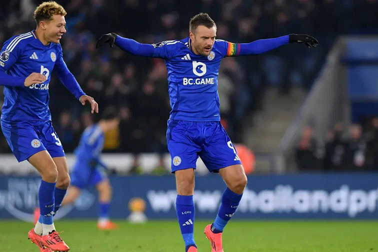 Valencia dirumorkan coba datangkan penyerang Jamie Vardy Valencia dirumorkan coba datangkan penyerang Jamie Vardy