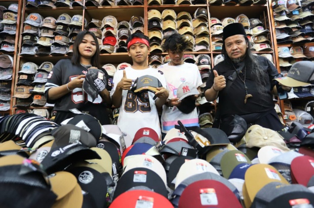 Citayam Gank gaungkan cinta produk lokal di Pasar Tanah Abang Citayam Gank gaungkan cinta produk lokal di Pasar Tanah AbangÂ