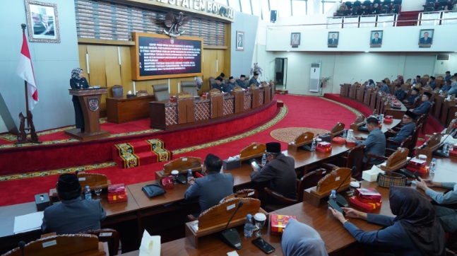 DPRD Boyolali gelar paripurna, penyampaian pendapat umum Bupati