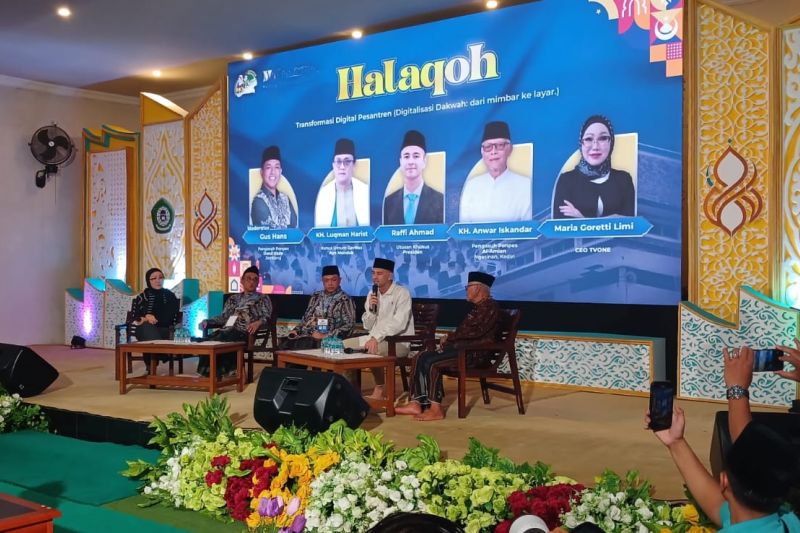 Raffi Ahmad ingatkan pesantren melek digital Raffi Ahmad ingatkan pesantren melek digital