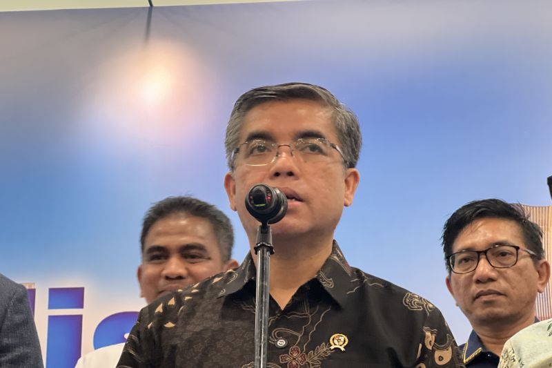 Menaker harap tidak ada diskriminasi usia dalam rekrutmen tenaga kerja Menaker harap tidak ada diskriminasi usia dalam rekrutmen tenaga kerja