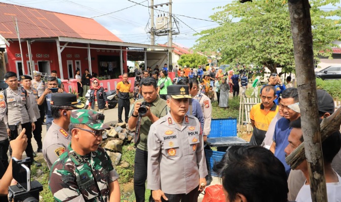 Polda Bengkulu terjunkan tim Biddokes bantu korban gempa M 6.3 Polda Bengkulu terjunkan tim Biddokes bantu korban gempa M 6.3