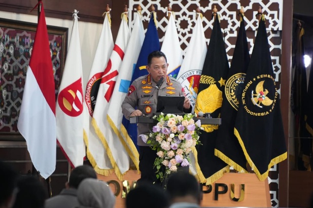 Kapolri hadiri Promensisko TPPU & TPPT: Komitmen perangi kejahatan siber Kapolri hadiri Promensisko TPPU & TPPT: Komitmen perangi kejahatan siber