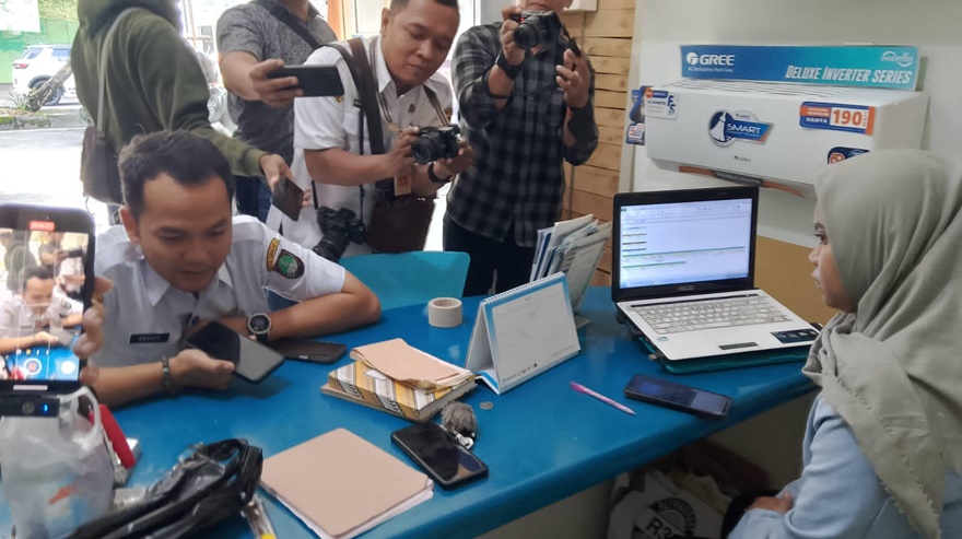 Wali Kota Solo siapkan sistem baru penyaluran tenaga kerja, ijazah tak boleh ditahan