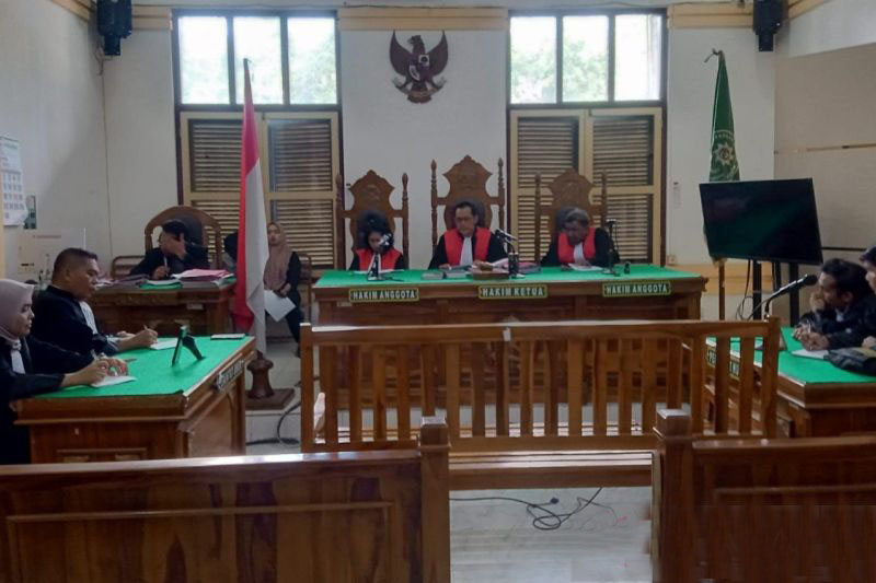 Hakim vonis 8 tahun penjara pegawai Bank Mega terbukti penggelapan