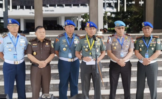 TNI kerahkan intel polisi militer bantu tertibkan ormas meresahkan TNI kerahkan intel polisi militer bantu tertibkan ormas meresahkan