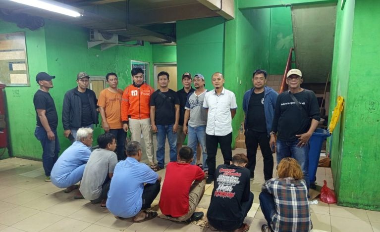 Pelaku pungli berkedok koperasi di Pasar Induk Kramat Jati ditangkap Pelaku pungli berkedok koperasi di Pasar Induk Kramat Jati ditangkap
