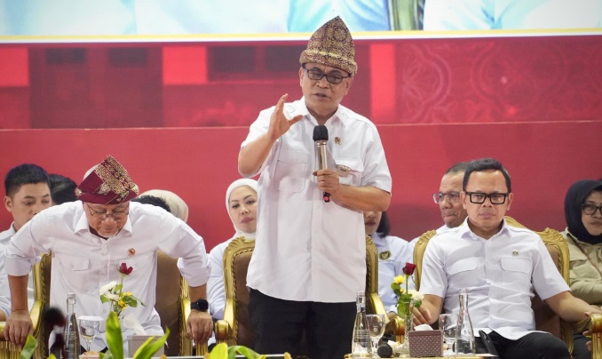Menkop: Kopdes/Kel Merah Putih jadi saluran distribusi utama komoditas yang disubsidi negara Menkop: Kopdes/Kel Merah Putih jadi saluran distribusi utama komoditas yang disubsidi negara