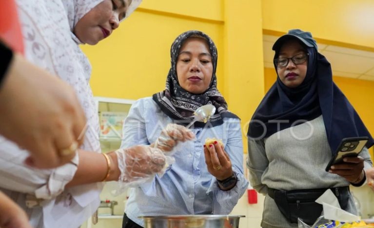 KPKP Jaktim targetkan angka konsumsi ikan 48,9 kg per orang KPKP Jaktim targetkan angka konsumsi ikan 48,9 kg per orang
