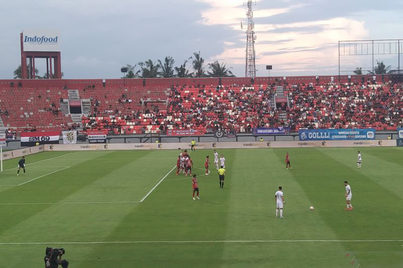 Bali United telan kekalahan 0-2 kontra Madura United Bali United telan kekalahan 0-2 kontra Madura United