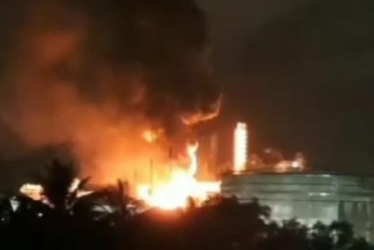 25 Mei 2024: Kilang Pertamina Balikpapan terbakar 25 Mei 2024: Kilang Pertamina Balikpapan terbakar
