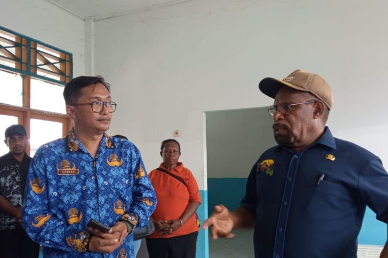 Bupati Jayapura minta mantan pejabat kembalikan aset pemerintah
