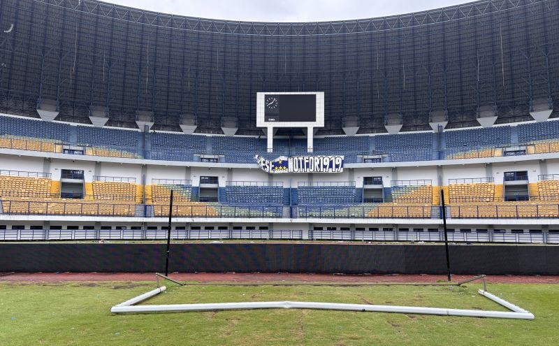 Persib sayangkan ulah oknum Bobotoh rusak fasilitas Stadion GBLA Persib sayangkan ulah oknum Bobotoh rusak fasilitas Stadion GBLA