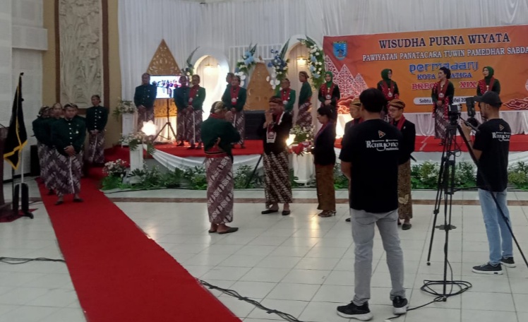 DPP Permadani wisuda 23 Pawiyatan Panatacara DPP Permadani wisuda 23 Pawiyatan Panatacara