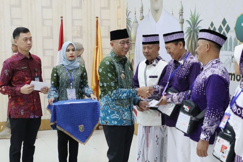 Pemprov Lampung beri tambahan uang saku calon haji Rp1 juta per orang