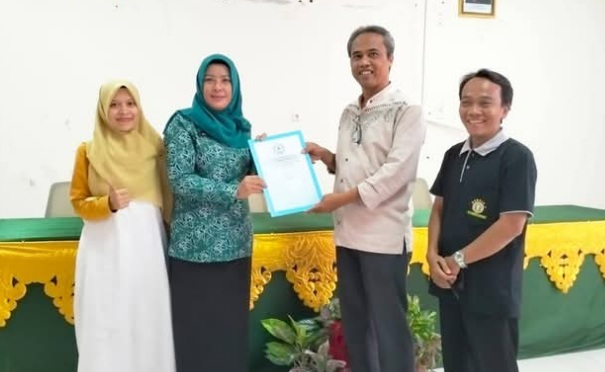 Dinarpus Brebes genjot literasi pelajar dengan lomba resensi buku Dinarpus Brebes genjot literasi pelajar dengan lomba resensi buku