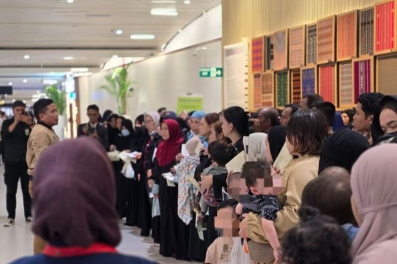 Kemlu RI kawal pemulangan 152 WNI deportasi dari Arab Saudi Kemlu RI kawal pemulangan 152 WNI deportasi dari Arab Saudi
