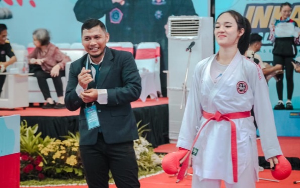 Bripda Jessica, Polwan di Polda Riau sabet medali emas kejuaraan karate di Malaysia Bripda Jessica, Polwan di Polda Riau sabet medali emas kejuaraan karate di Malaysia
