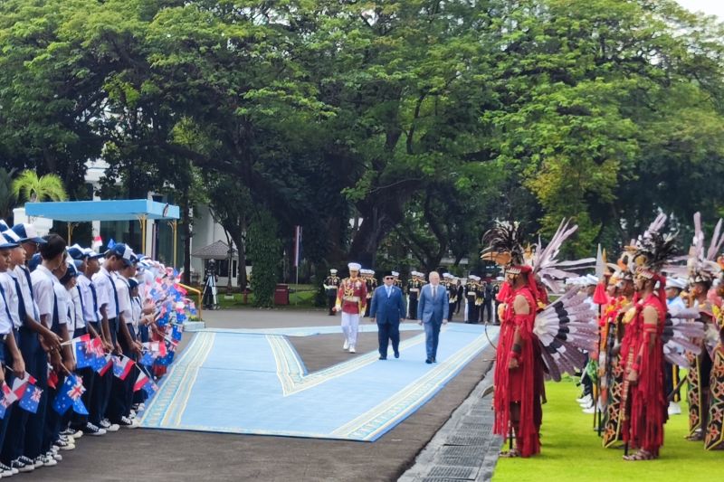Presiden Prabowo terima kunjungan resmi PM Albanese di Istana Merdeka