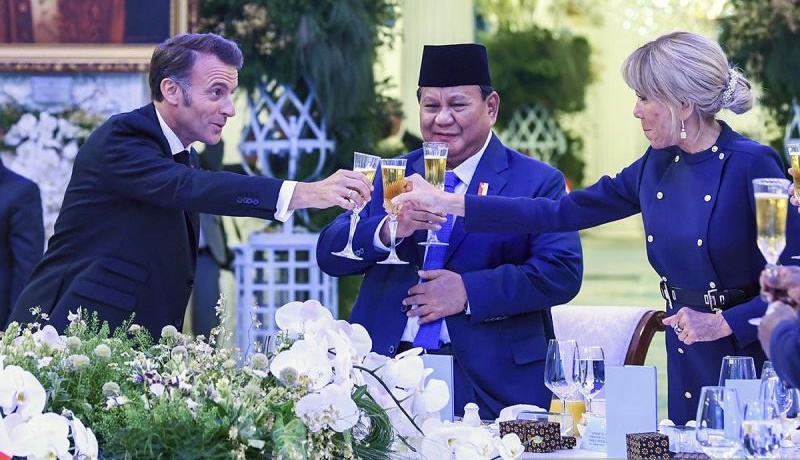 Klarifikasi Istana: Minuman bersulang Prabowo bukan alkohol Klarifikasi Istana: Minuman bersulang Prabowo bukan alkohol