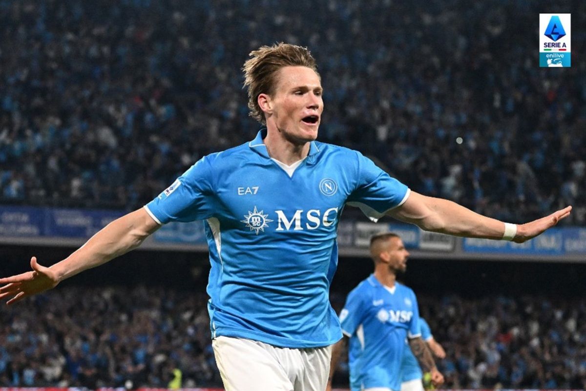 Napoli segel gelar juara Liga Italia usai tekuk Cagliari 2-0 Napoli segel gelar juara Liga Italia usai tekuk Cagliari 2-0