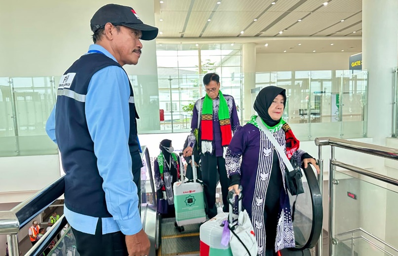 Siap ke Baitullah, ribuan jamaah haji Kalsel terbang melalui Bandara Syamsudin Noor