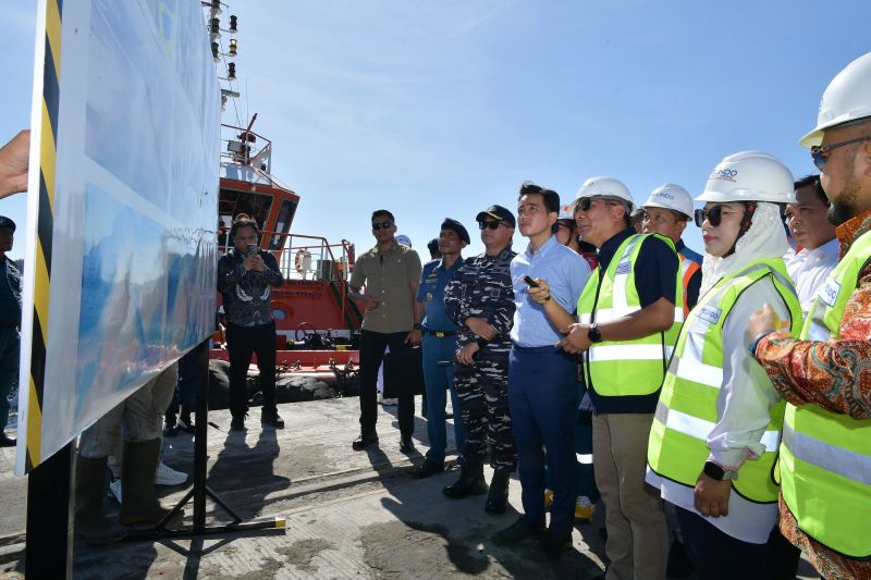 Wapres minta Pertamina segera selesaikan kelangkaan BBM Bengkulu Wapres minta Pertamina segera selesaikan kelangkaan BBM Bengkulu