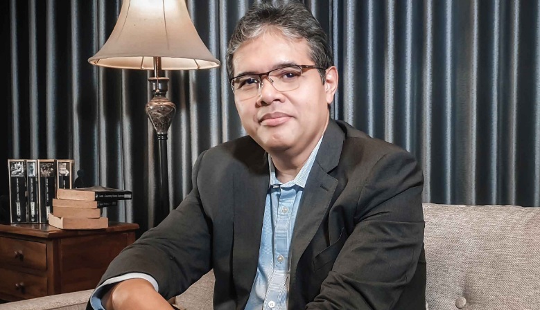 Sindir vaksin TBC jual rakyat, Yanuar Nugroho tuai kritik netizen Sindir vaksin TBC jual rakyat, Yanuar Nugroho tuai kritik netizen
