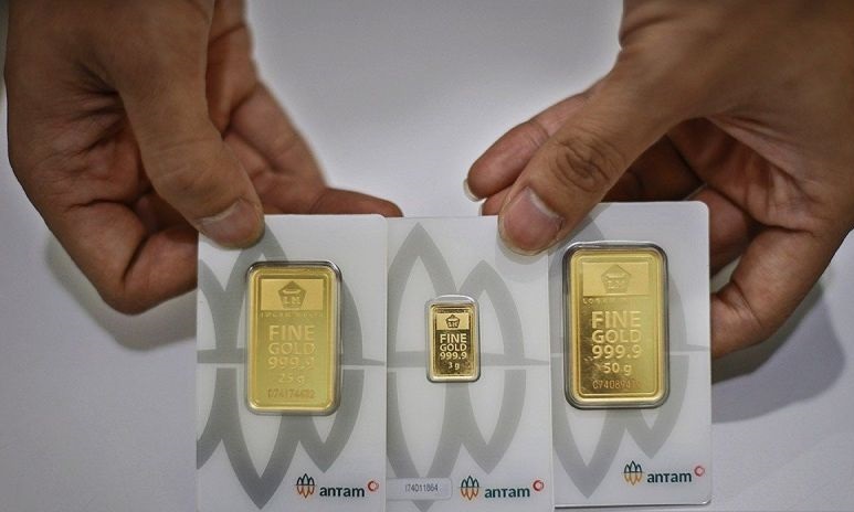 Emas Antam pada Selasa kembali anjlok menjadi Rp1,884 juta per gram