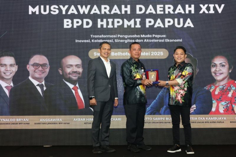 Pj Gubernur Papua minta Hipmi bangun ekonomi inklusif berbasis lokal Pj Gubernur Papua minta Hipmi bangun ekonomi inklusif berbasis lokal