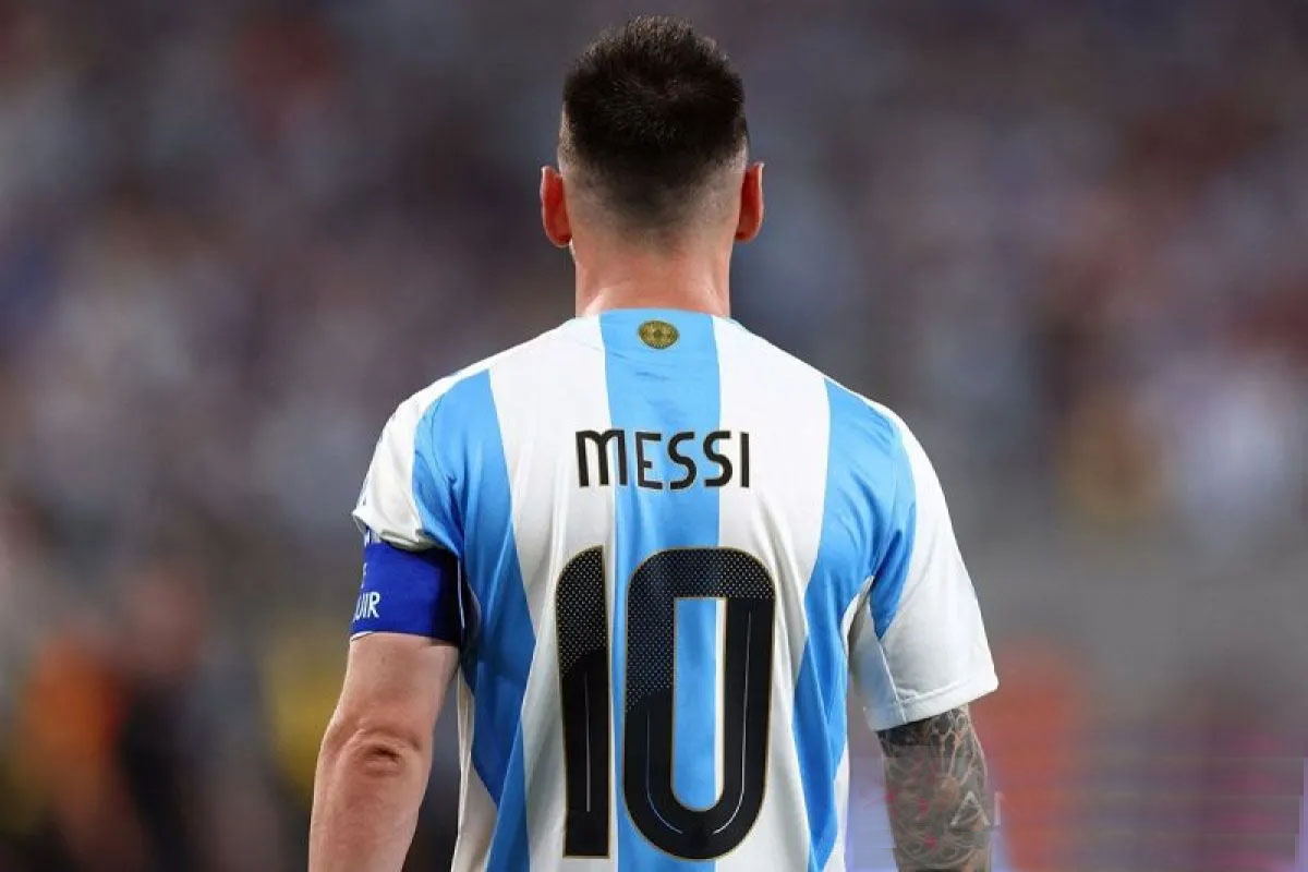 Lionel Messi jadi pemain terbaik sepanjang masa versi IFFHS Lionel Messi jadi pemain terbaik sepanjang masa versi IFFHS