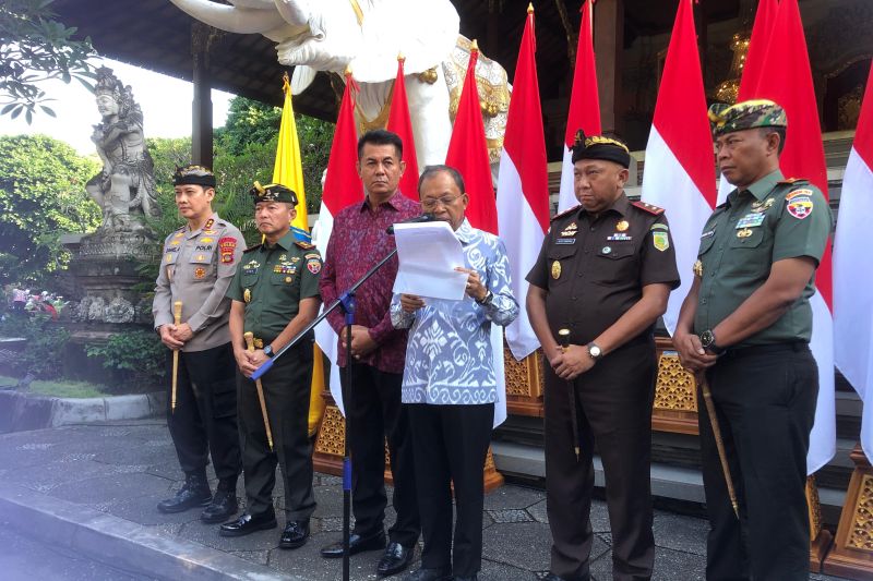 Pemprov Bali tegaskan tak perlu ormas sebab ada Sipandu Beradat