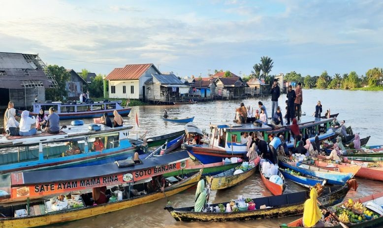Menjaga tradisi budaya sungai di Lok Baintan Menjaga tradisi budaya sungai di Lok Baintan